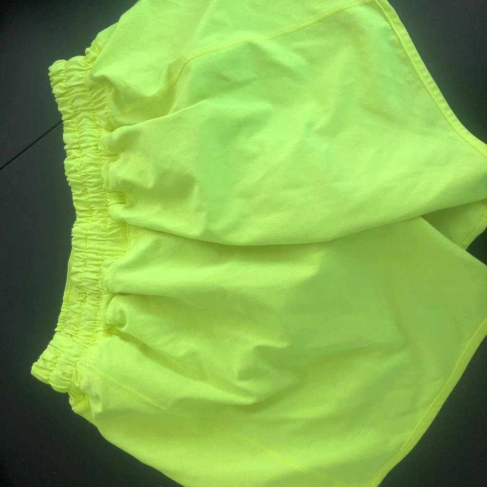 Lululemon hotty hot shorts size 4. 4 inch inseam